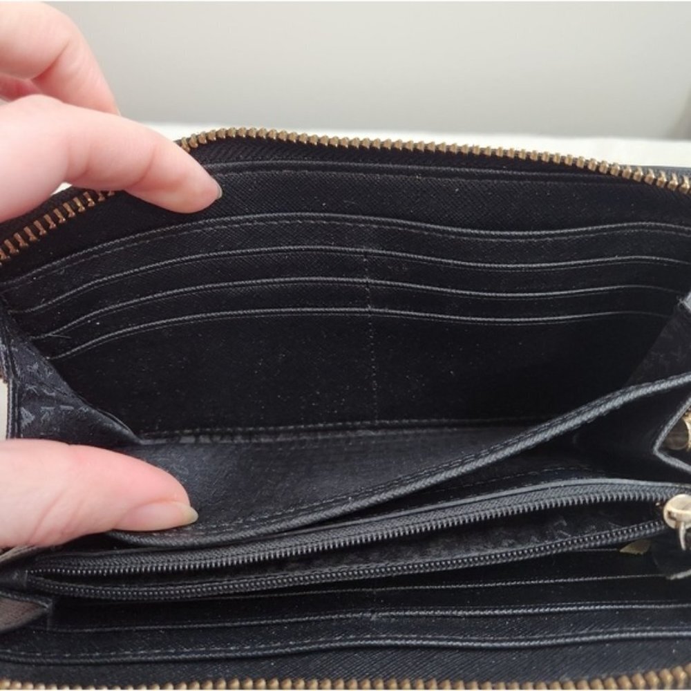 SOLD ๐ Kate Spade Black Leather Continental Zippered Wallet - Picture 11 of 16